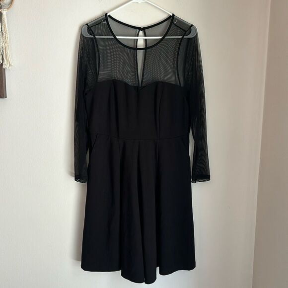 Torrid Women’s black sheer mesh top sweetheart long sleeve pocket dress size 10 - Picture 1 of 12